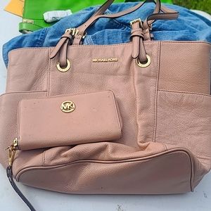 Michael Kors purse & wallet